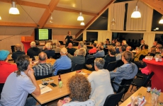 Feestelijke diploma-uitreiking op de Bijenboerderij